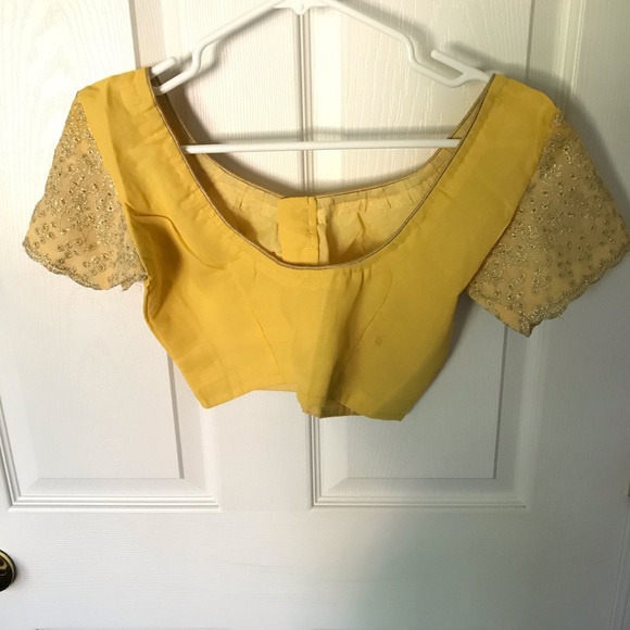 Yellow and White Georgette Sari - Picture 5 of 6